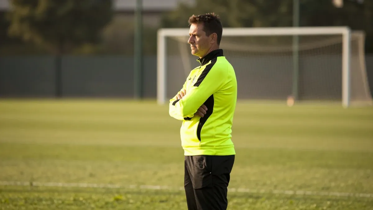 Foppe de Haan noemt Stijn Schaars een uitstekende kandidaat om ooit Robin Veldman op te volgen als trainer van SC...