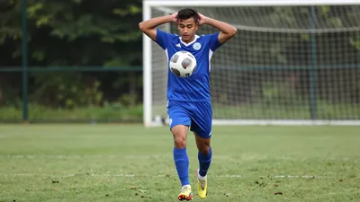 De terugwedstrijd van de jaarlijkse oefenreeks tussen SC Heerenveen O21 en Harkemase Boys vond plaats, nadat de...