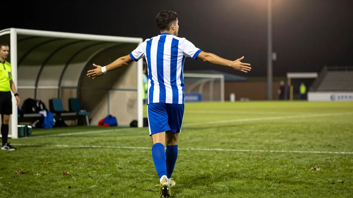 Spelers van Heerenveen uitten hun onbegrip na de 2-0 nederlaag bij PSV, nadat scheidsrechter Joey Kooij Armando Obispo...